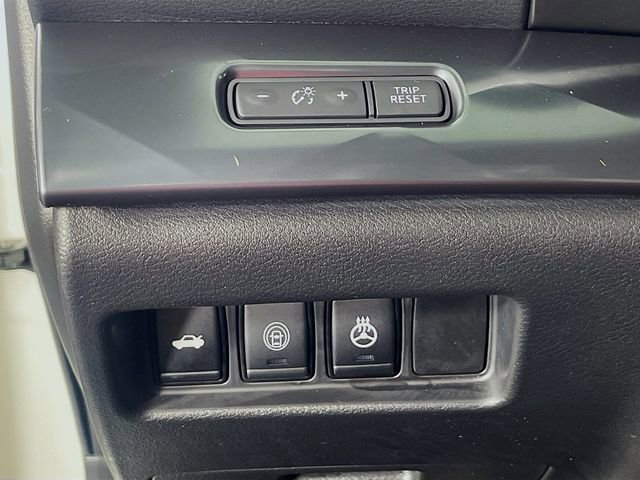 Used 2022 Nissan Maxima SR w/ Sport Mat Group image 11