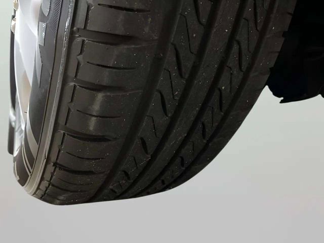 Used 2010 Nissan Sentra 2.0 SL w/ Leather Pkg image 95