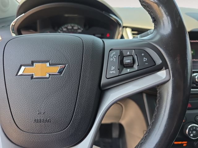 Used 2022 Chevrolet Trax LT w/ Driver Confidence Package AWD/4WD image 21