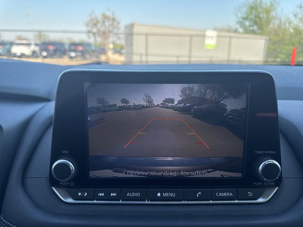 Certified 2024 Nissan Rogue SV image 27