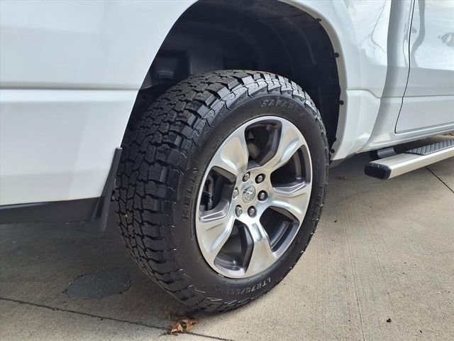 Used 2023 RAM 1500 Laramie AWD/4WD image 9