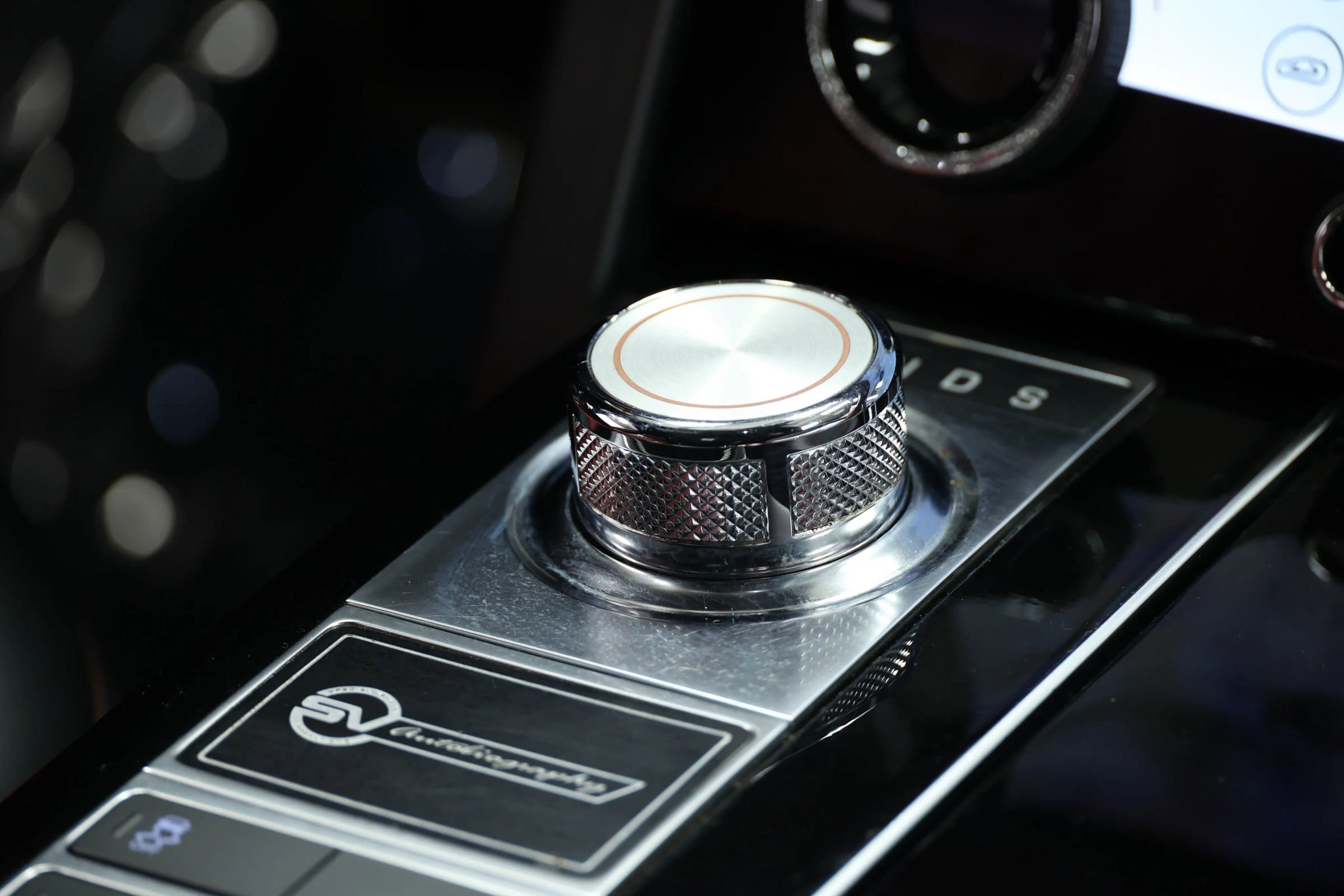 Used 2020 Land Rover Range Rover SV Autobiography Dynamic image 91