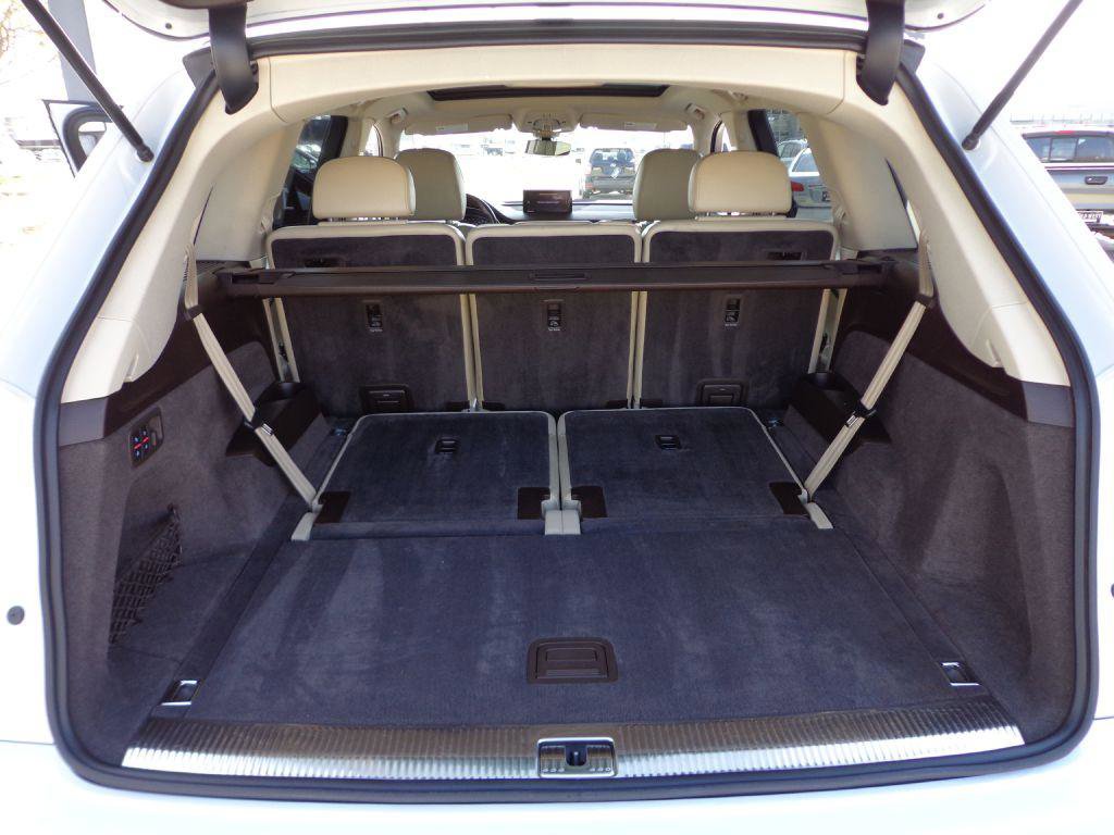 Used 2018 Audi Q7 3.0T Premium Plus w/ Premium Plus Package image 20