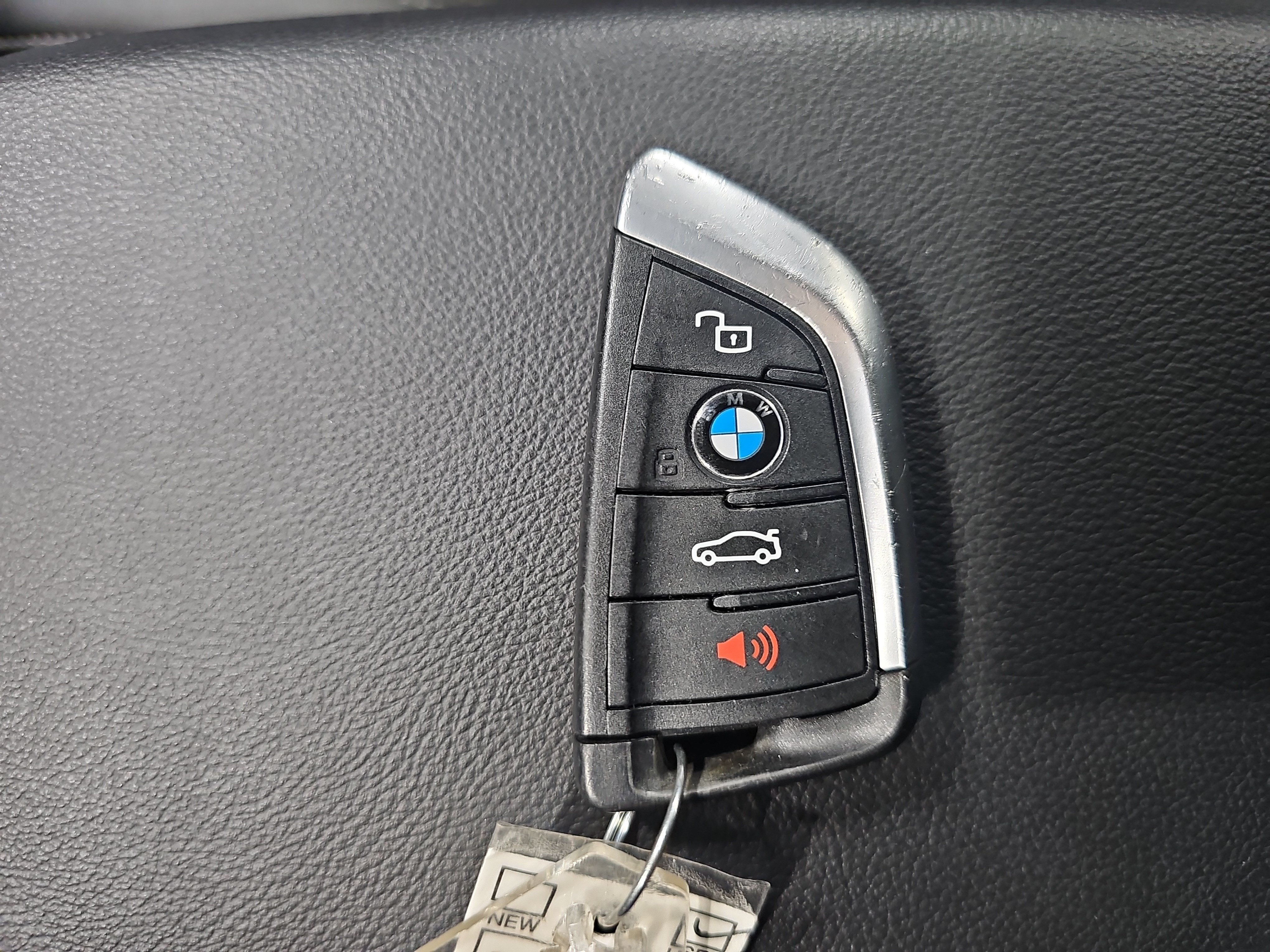Certified 2024 BMW X3 xDrive30i w/ Premium Package AWD/4WD image 37