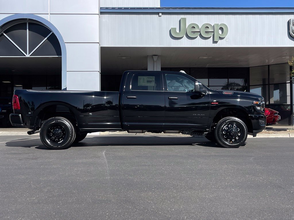 New 2027 RAM 3500 Big Horn AWD/4WD image 5