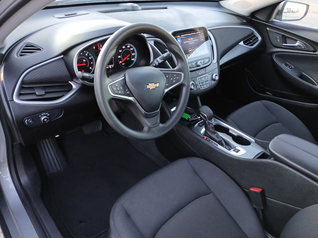 Used 2024 Chevrolet Malibu LT FWD image 10