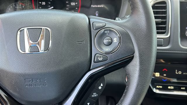 Used 2020 Honda HR-V Touring image 13