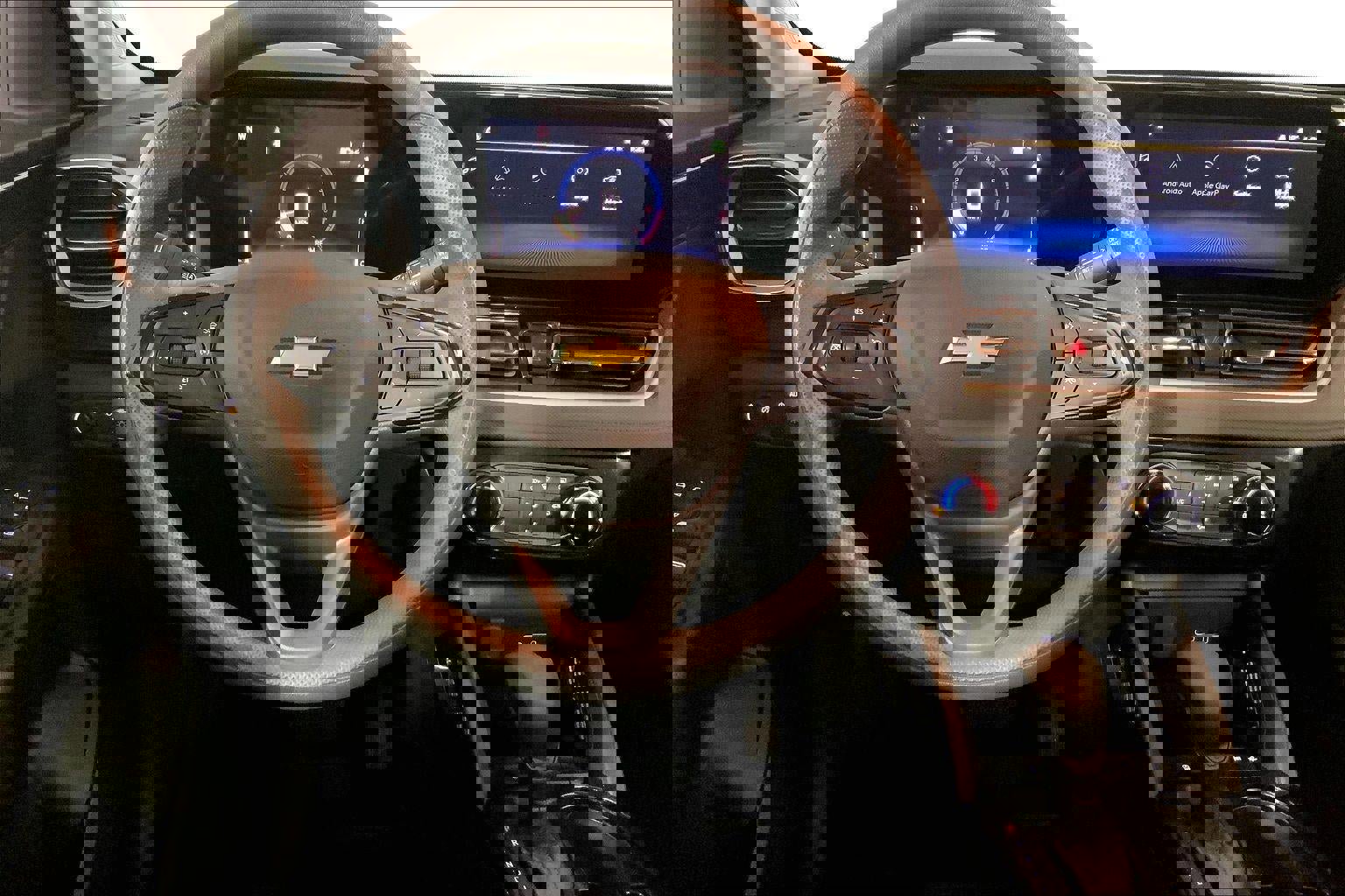 Used 2026 Chevrolet TrailBlazer LT w/ Driver Confidence Package image 5