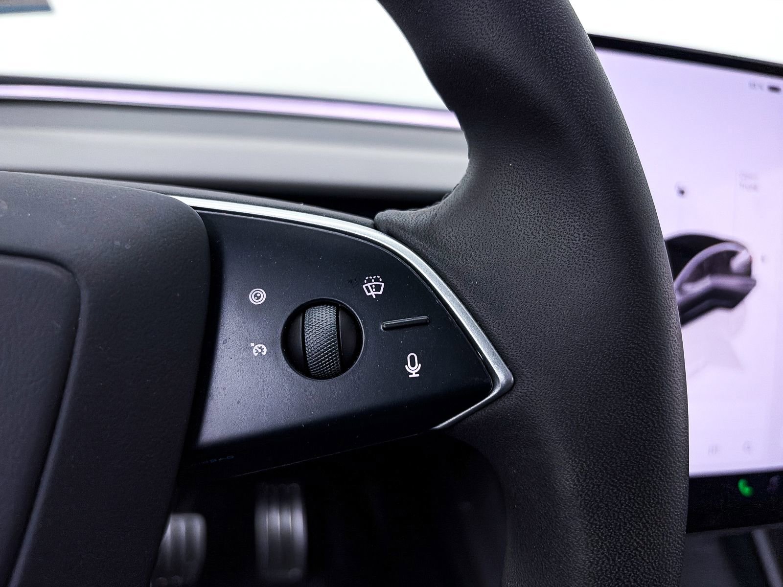 Used 2024 Tesla Model 3 Performance image 29