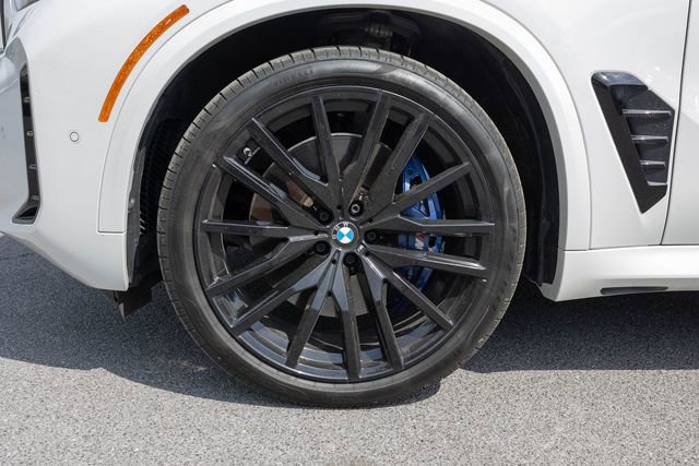 Used 2025 BMW X5 M60i image 5