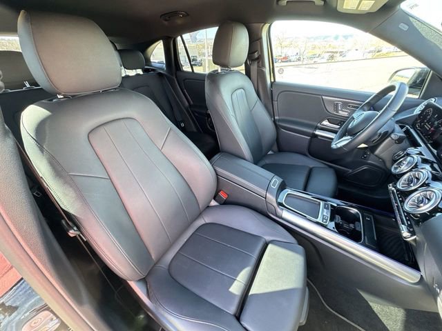 Used 2025 Mercedes-Benz GLA 250 4MATIC image 26