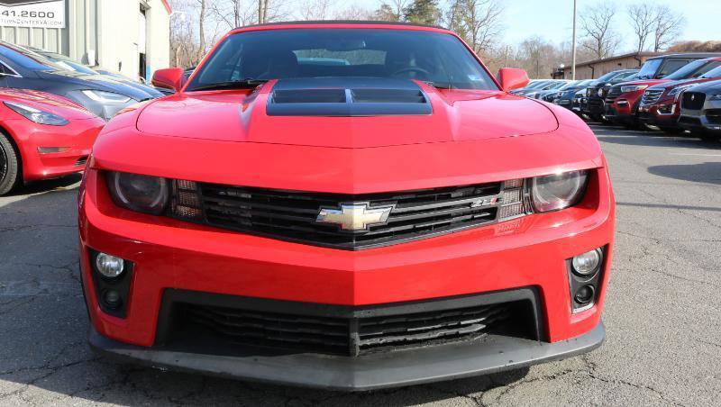 Used 2013 Chevrolet Camaro ZL1 image 2