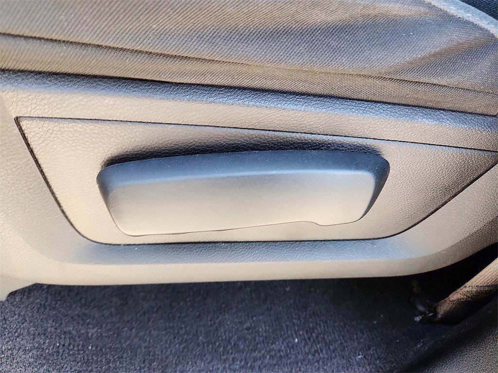 Used 2021 RAM 1500 Tradesman w/ Chrome Plus Package image 16