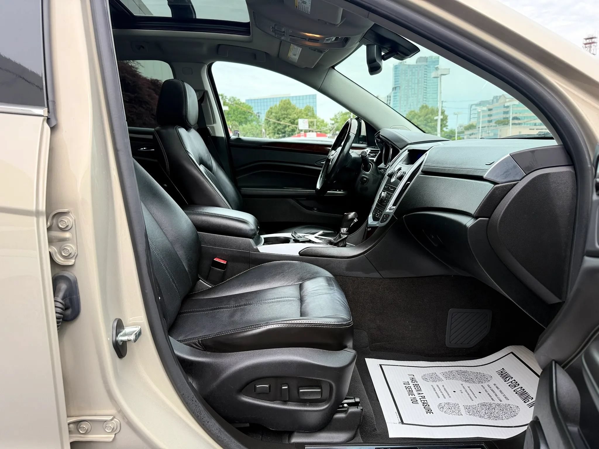 Used 2012 Cadillac SRX Luxury AWD/4WD image 36