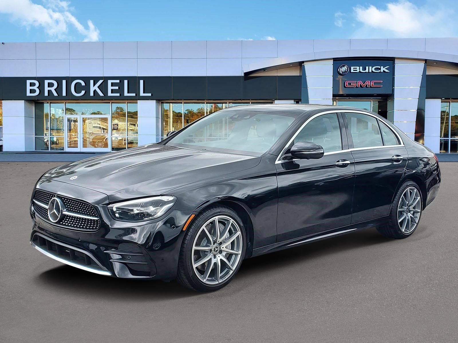 Used 2022 Mercedes-Benz E 350 Sedan image 1