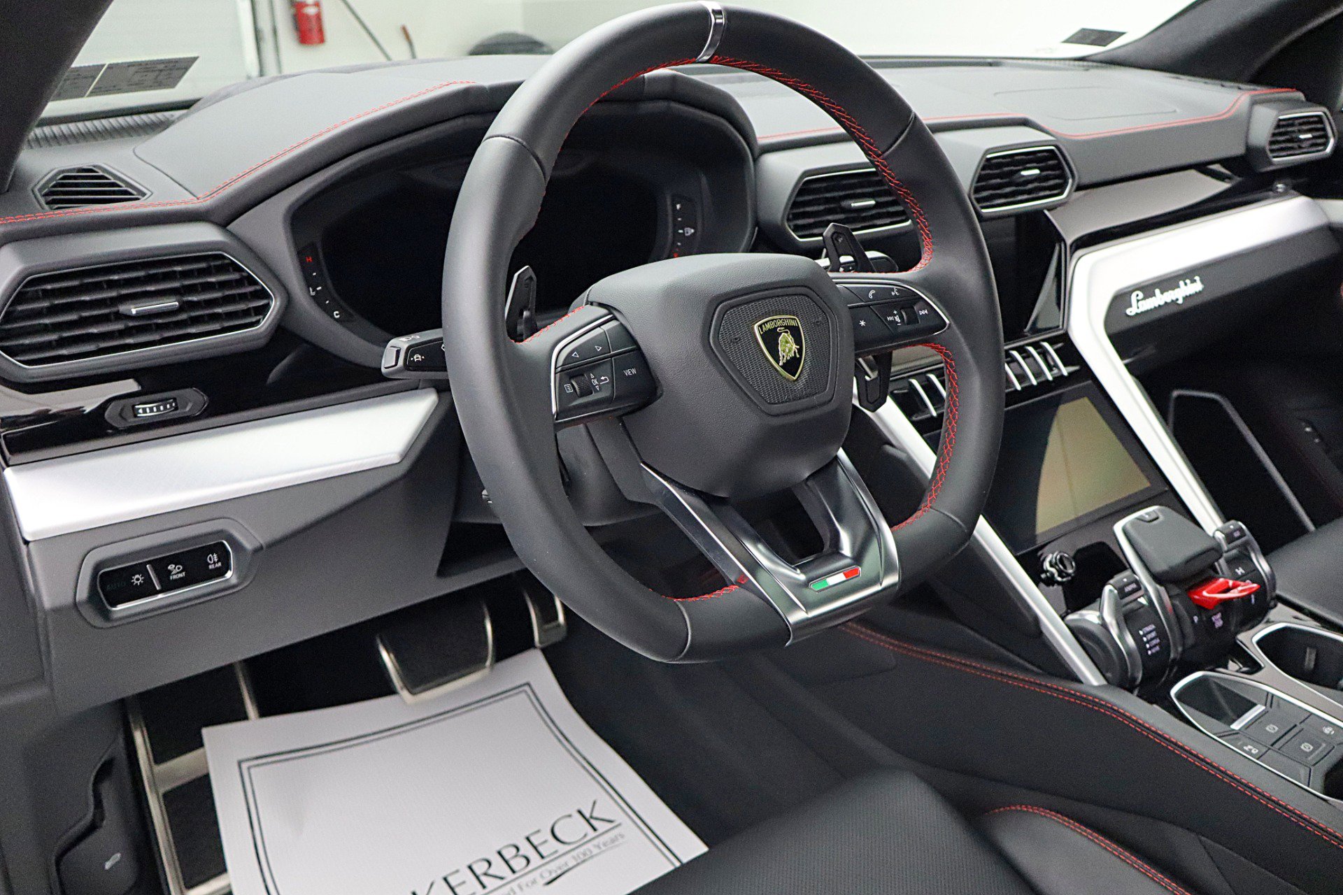 Used 2020 Lamborghini Urus image 27