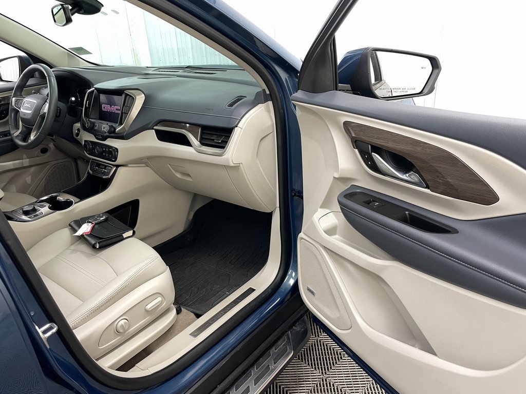 Certified 2024 GMC Terrain Denali w/ Denali Premium Package image 41