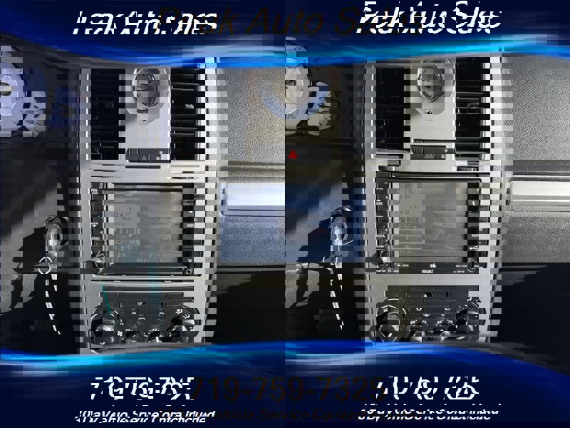 Used 2010 Chrysler 300 Touring image 19