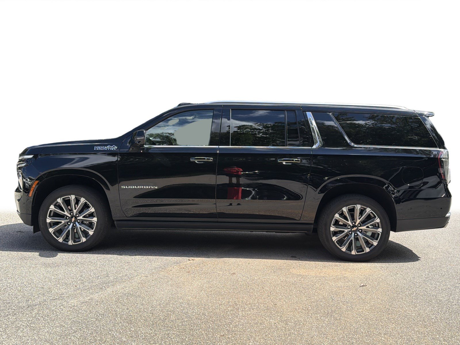 Used 2026 Chevrolet Suburban High Country AWD/4WD image 24