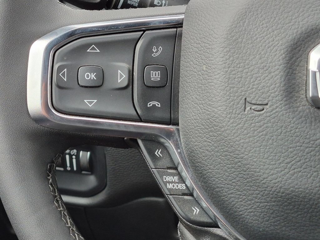 Used 2025 RAM 1500 Big Horn AWD/4WD image 12