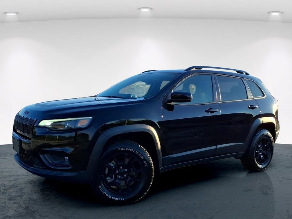 Used 2022 Jeep Cherokee Latitude w/ Sun & Sound Group image 2