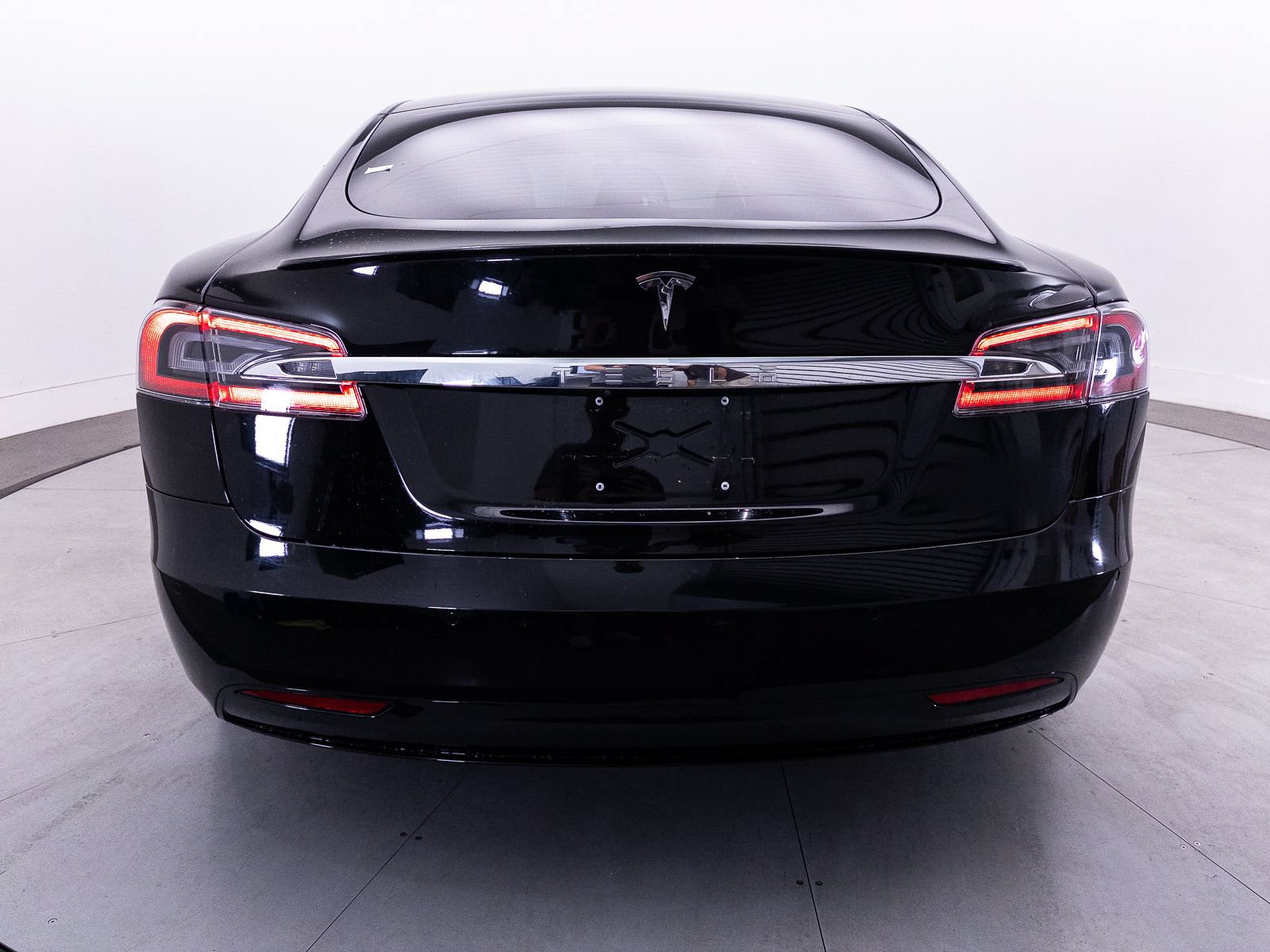Used 2021 Tesla Model S Performance AWD/4WD image 14