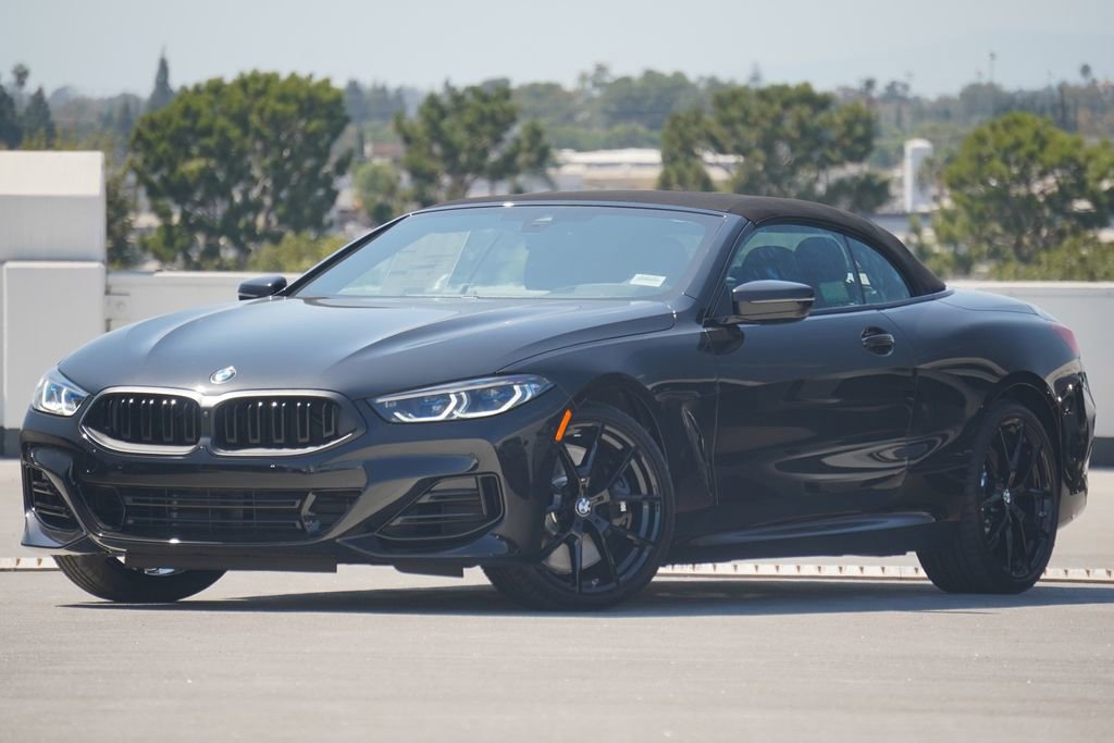 Used 2026 BMW 840i Convertible w/ Comfort Seating Package RWD image 2