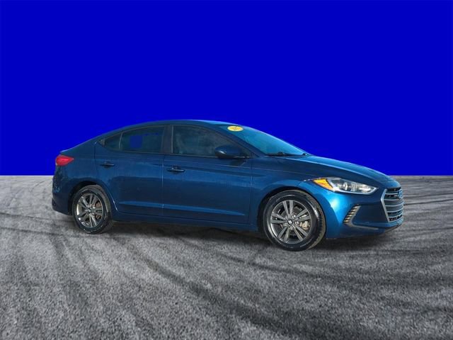 Used 2017 Hyundai Elantra SE image 2