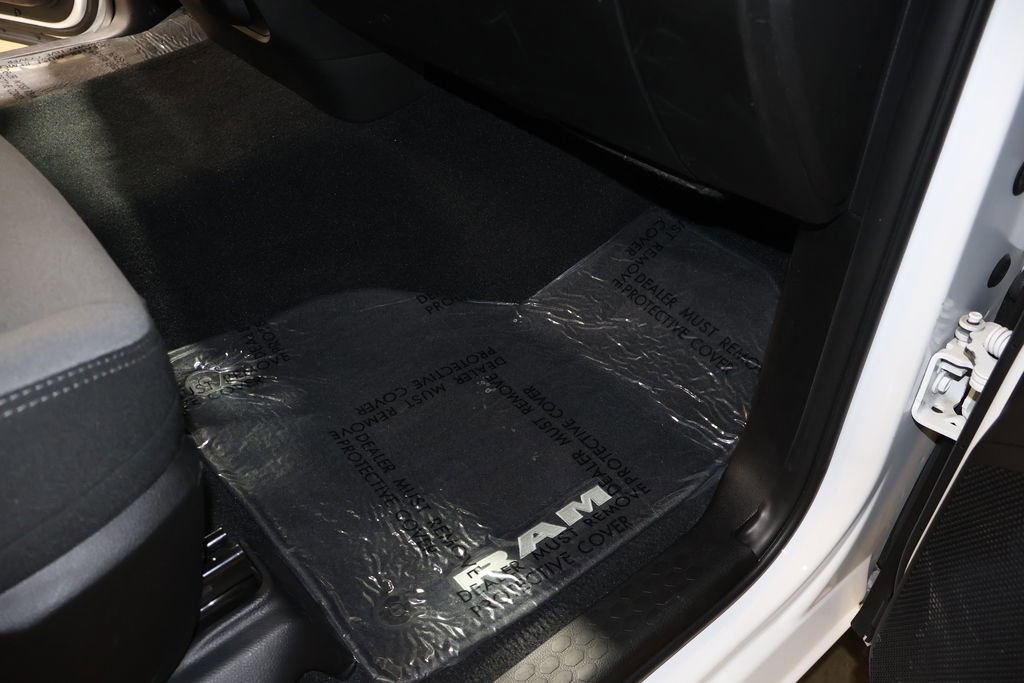 Used 2019 RAM 3500 Big Horn image 38