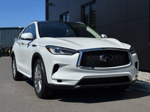 Used 2023 INFINITI QX50 Luxe image 10