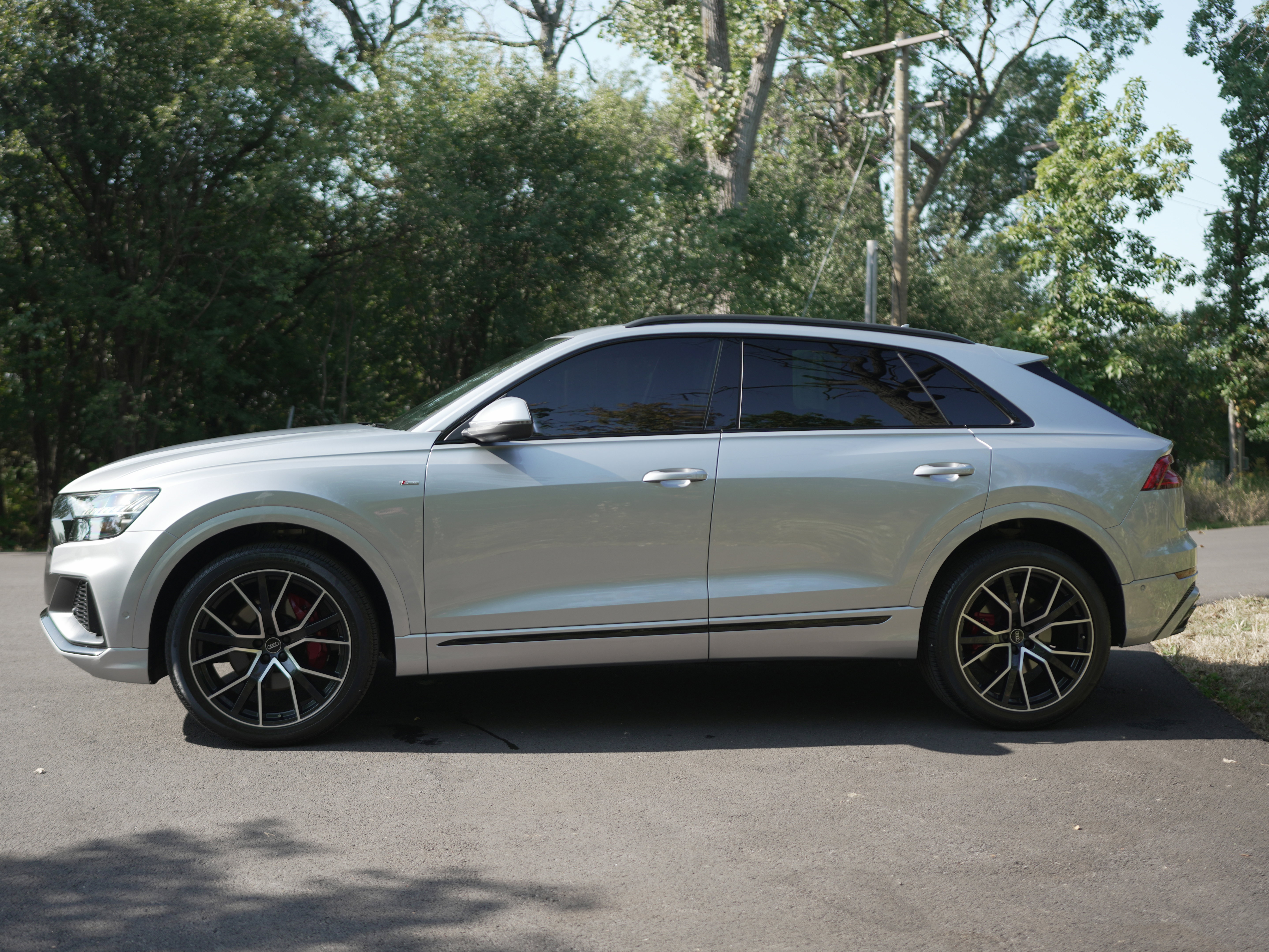 Used 2022 Audi Q8 Premium Plus w/ Premium Plus Package image 9