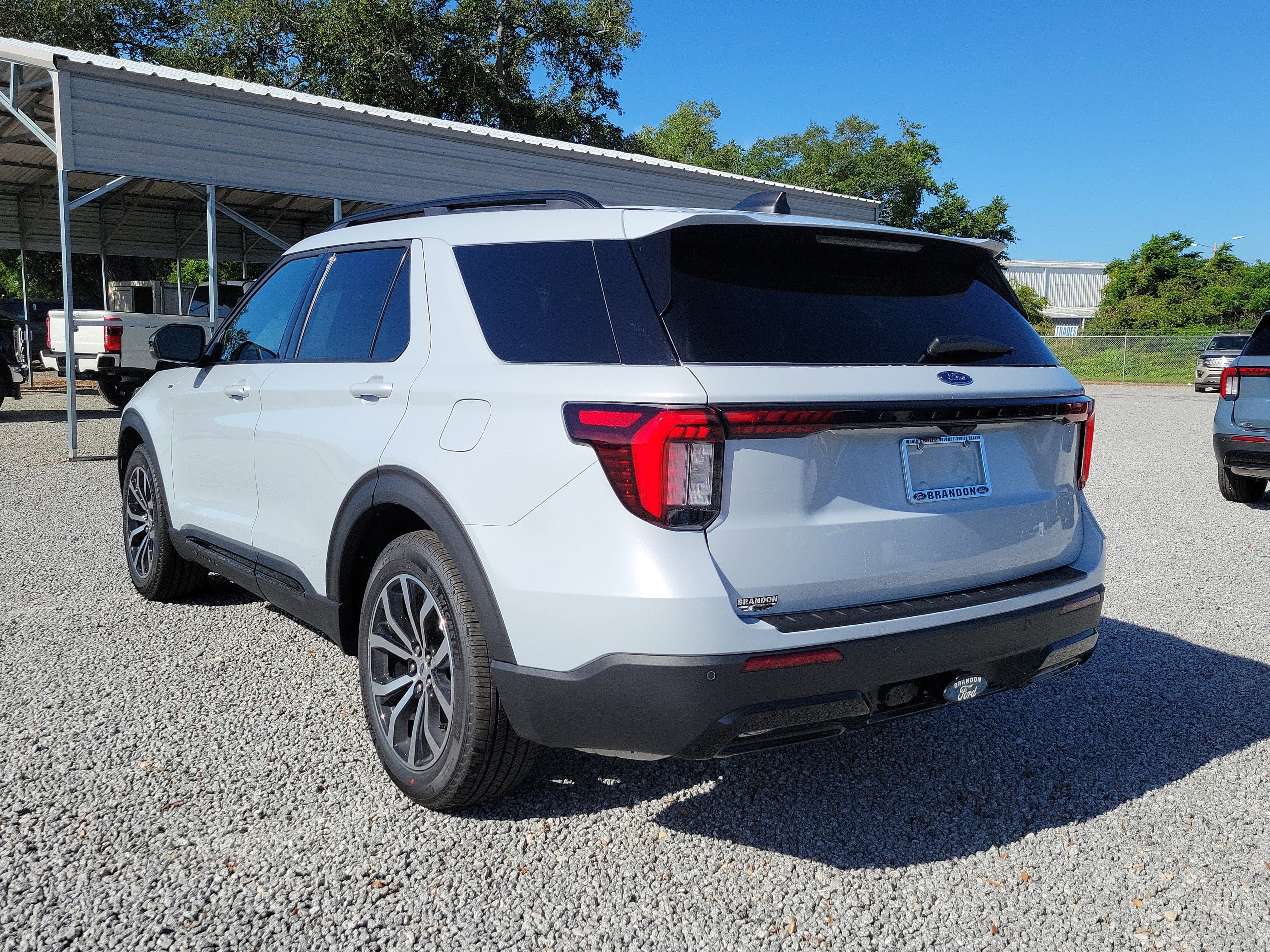New 2026 Ford Explorer ST-Line RWD image 8