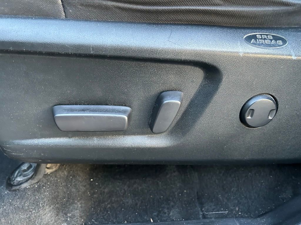 Used 2021 Toyota Tundra SR5 w/ SR5 Upgrade Package AWD/4WD image 15