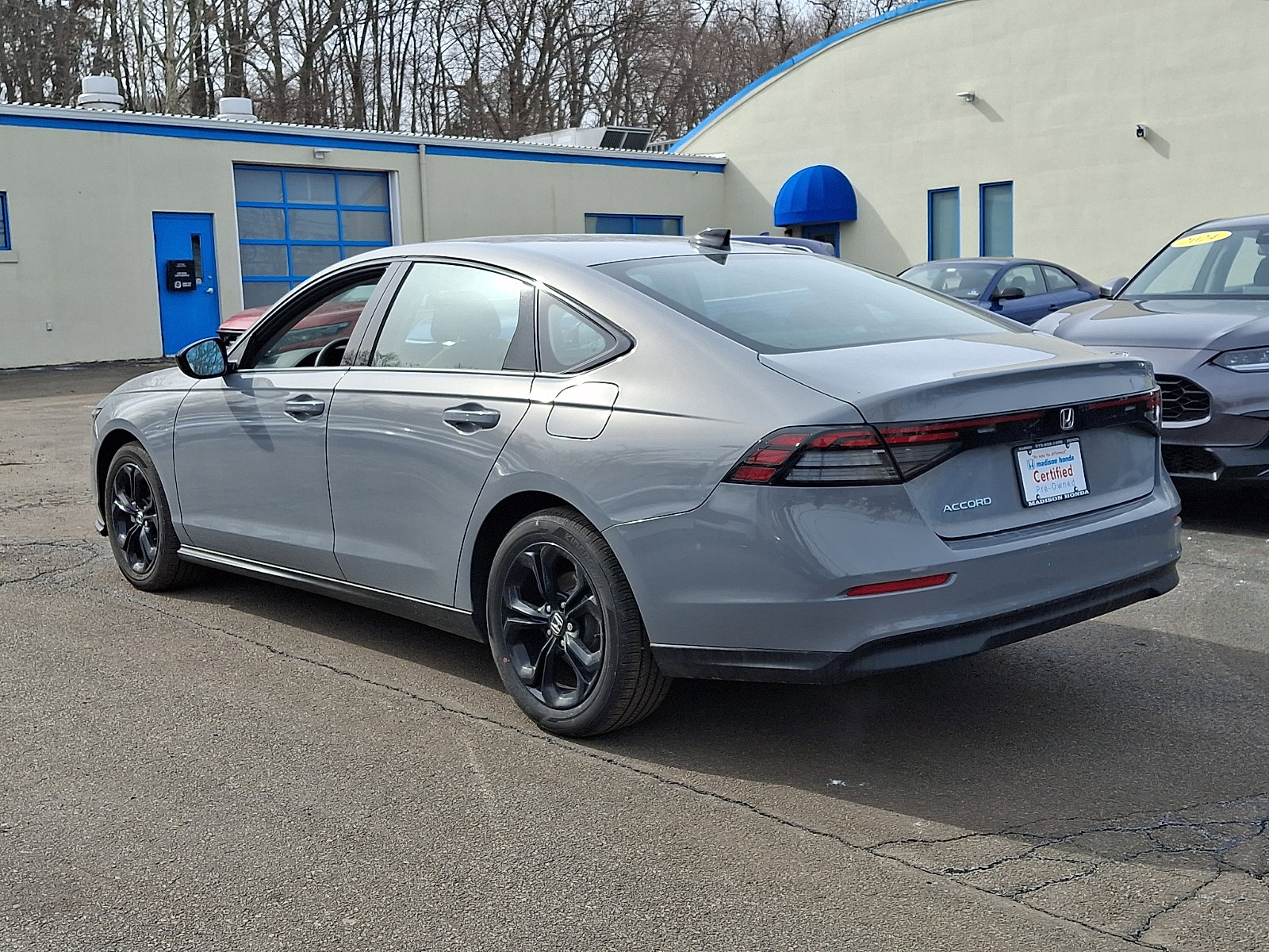 Certified 2025 Honda Accord SE image 9