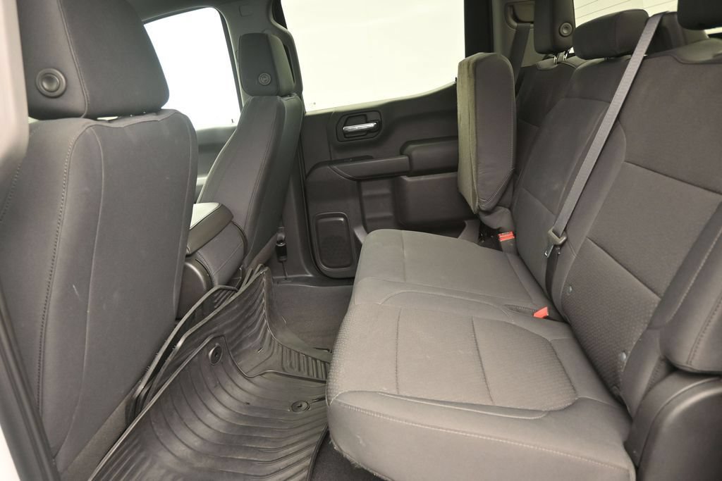 Used 2020 Chevrolet Silverado 1500 Custom w/ Custom Value Package RWD image 14