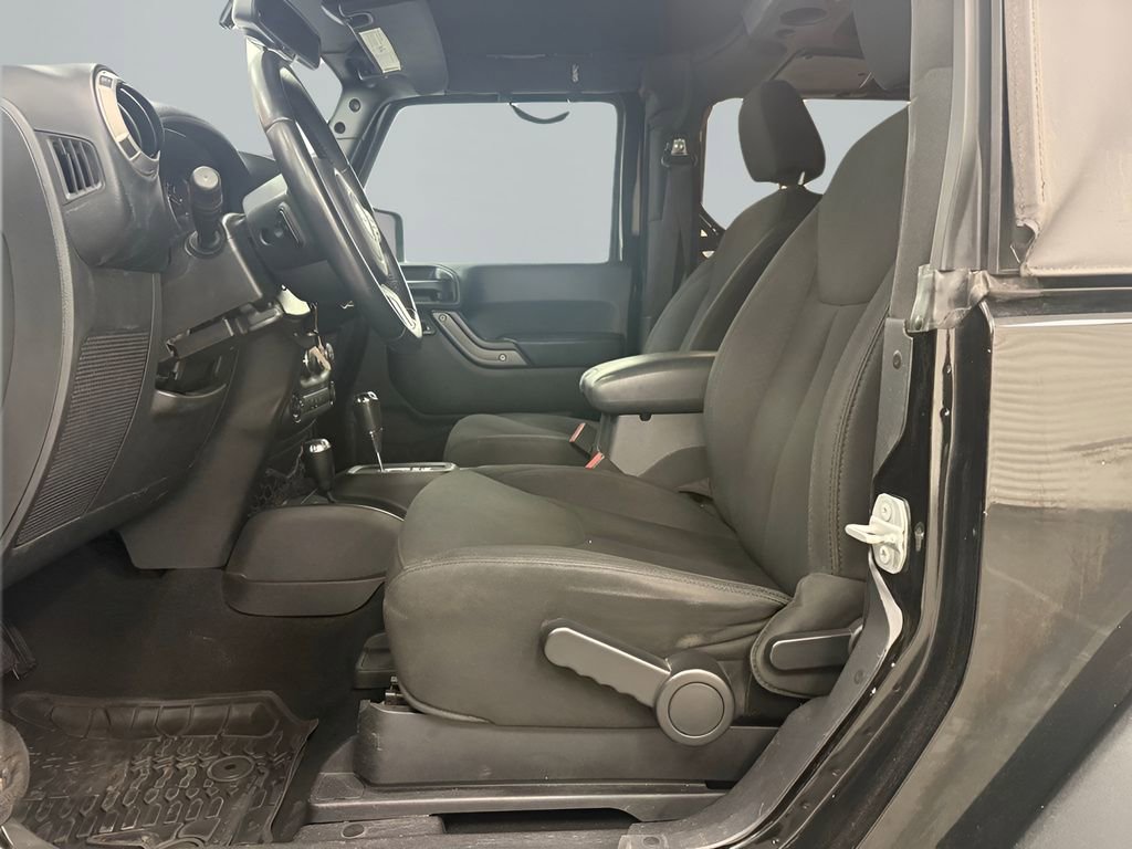Used 2016 Jeep Wrangler Sport image 11