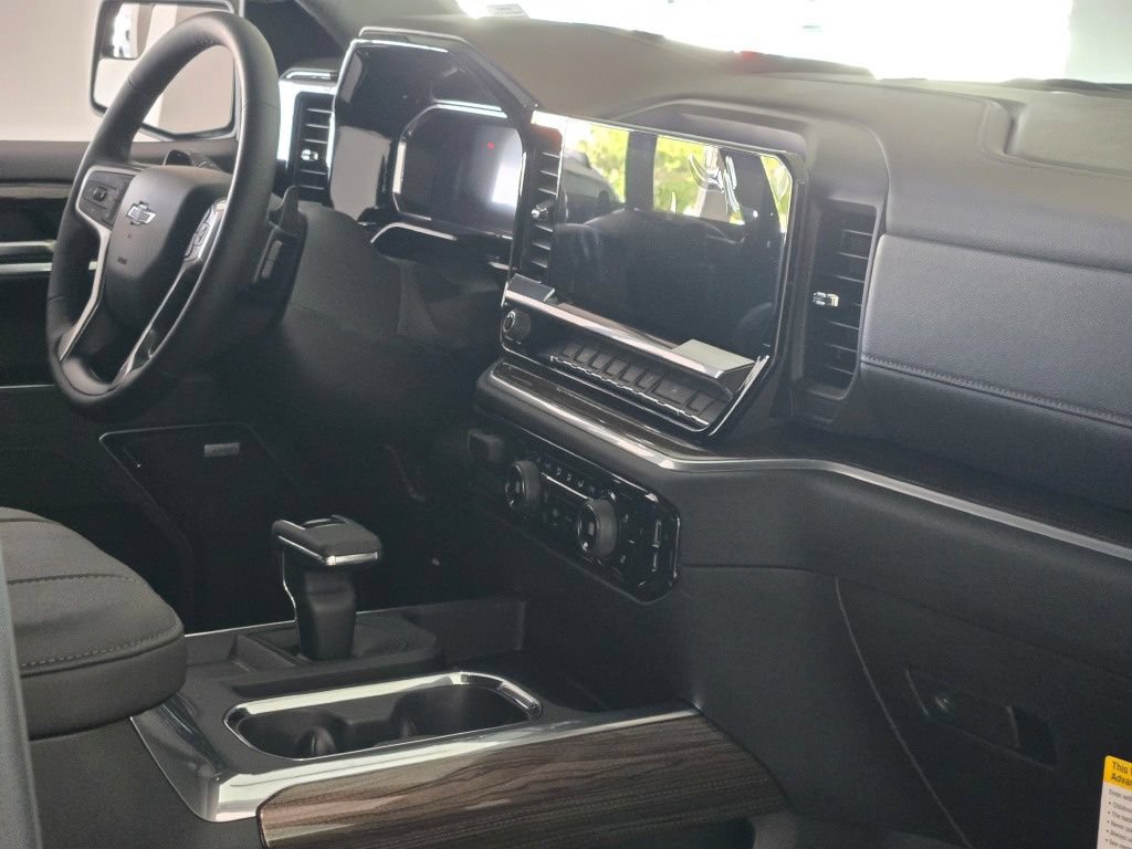 New 2026 Chevrolet Silverado 1500 RST w/ Convenience Package II AWD/4WD image 8