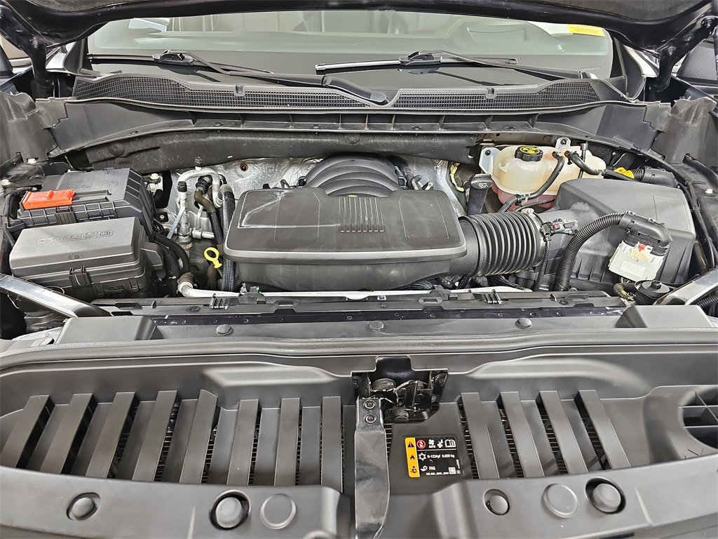 Certified 2023 Chevrolet Silverado 1500 ZR2 w/ Technology Package image 37