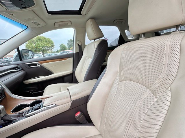 Used 2019 Lexus RX 350 AWD w/ Navigation Package image 30