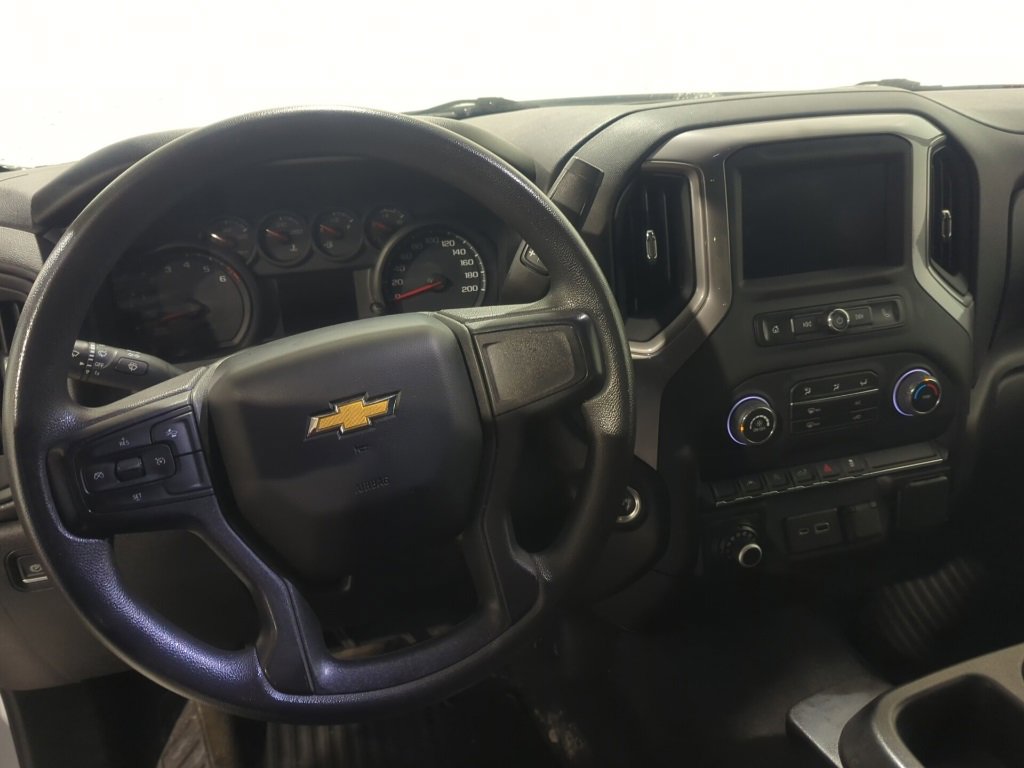 Used 2022 Chevrolet Silverado 1500 Custom image 10