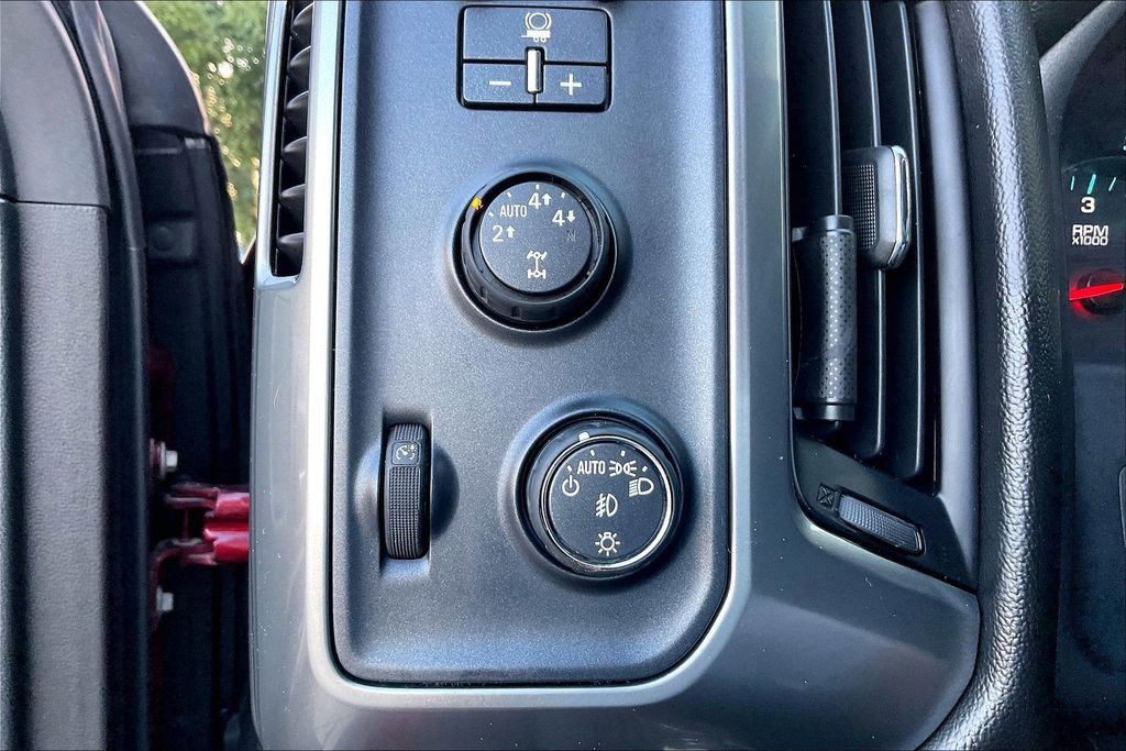 Used 2016 Chevrolet Silverado 1500 LT w/ Texas Edition AWD/4WD image 25