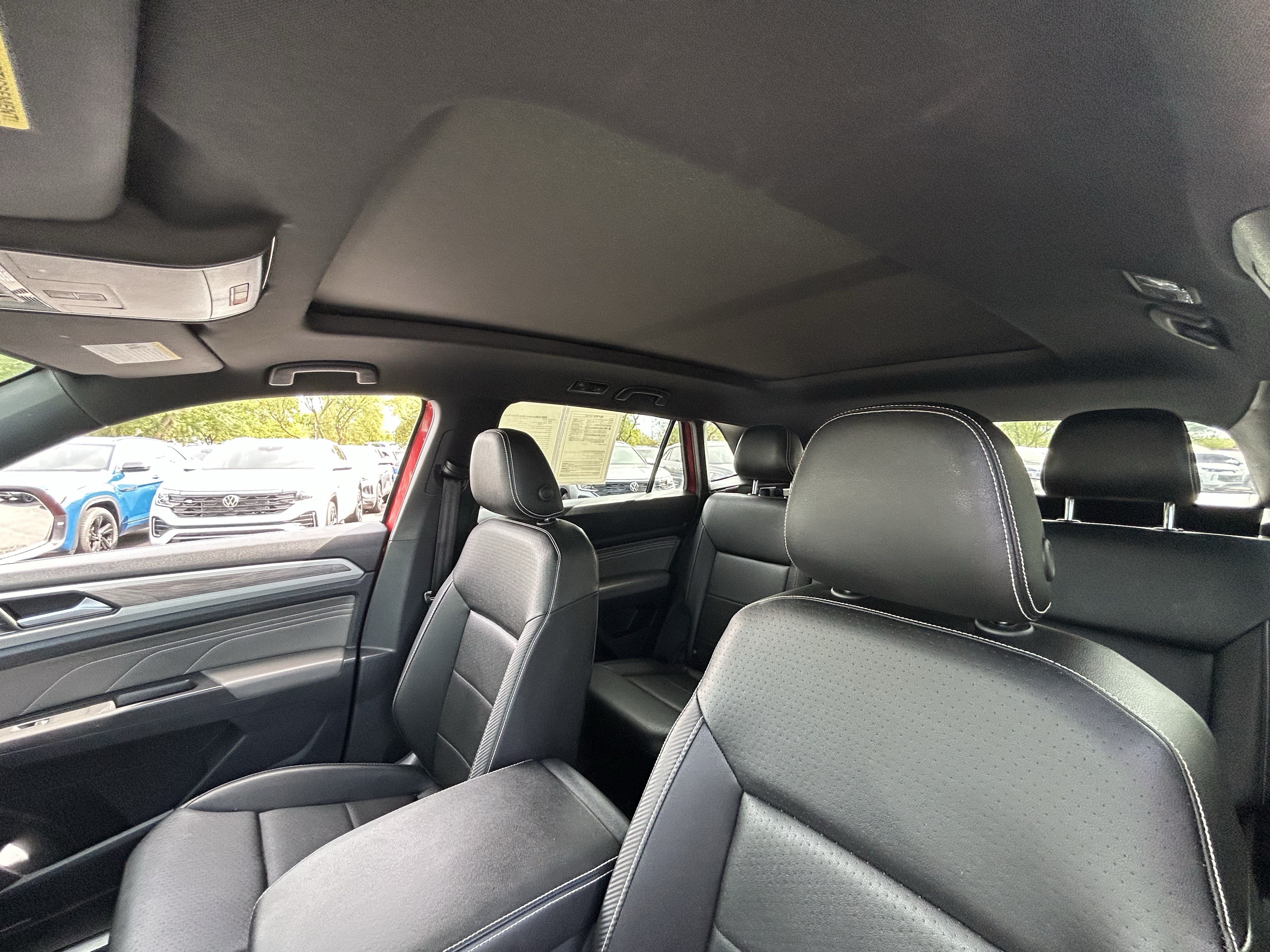 Used 2023 Volkswagen Atlas Cross Sport SE w/ Panoramic Sunroof Package FWD image 19