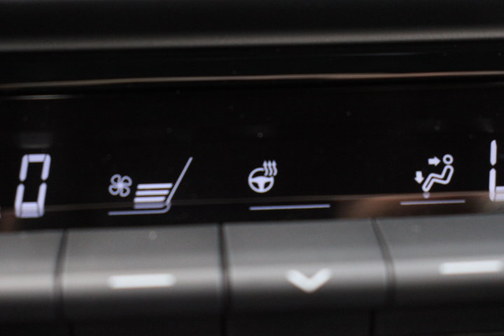 Certified 2026 Toyota Crown Signia w/ Advanced Technology Package AWD/4WD image 35