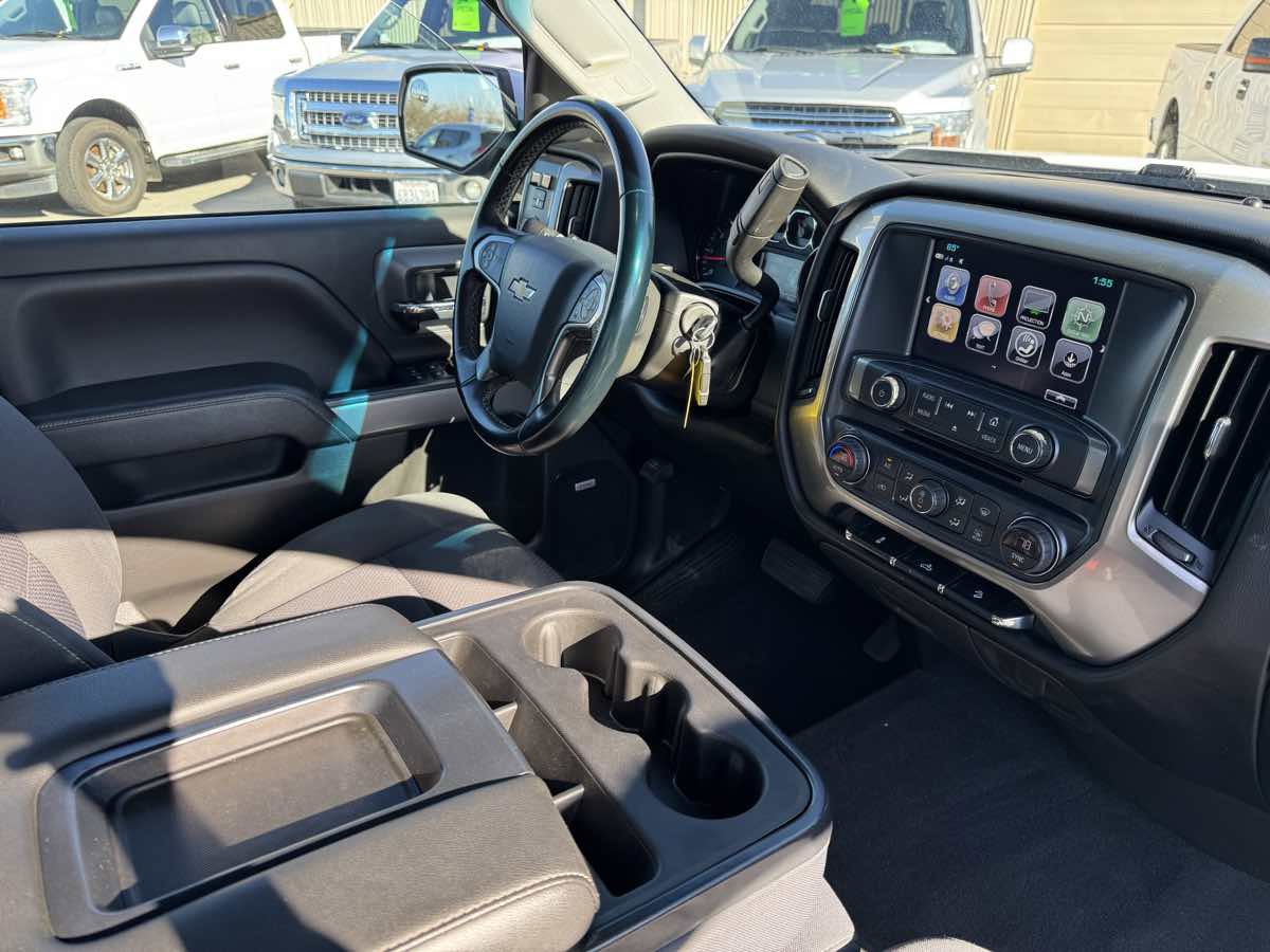 Used 2018 Chevrolet Silverado 1500 LT w/ All Star Edition AWD/4WD image 17