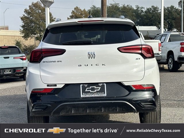 Certified 2024 Buick Encore GX Sport Touring w/ Comfort Package image 5