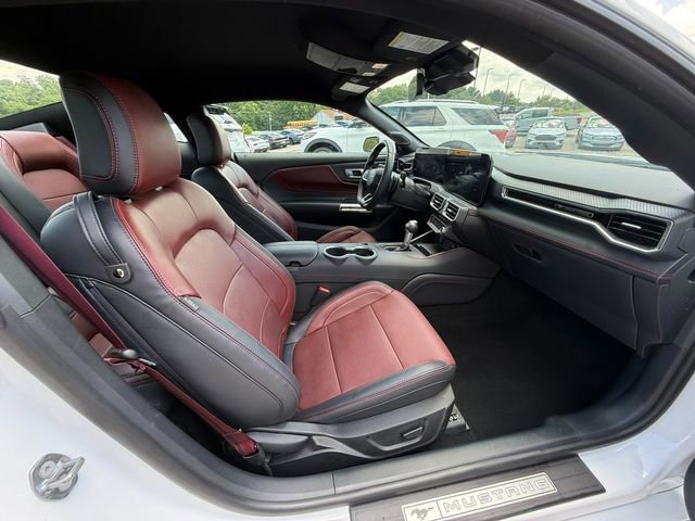 Used 2024 Ford Mustang GT Premium image 9