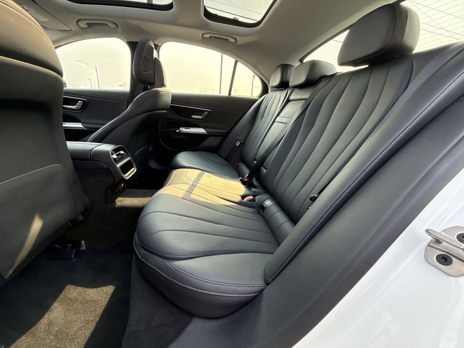 Used 2025 Mercedes-Benz E 450 4MATIC Sedan image 25