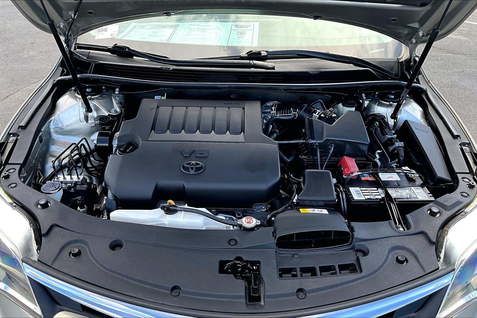 Used 2016 Toyota Avalon Limited w/ Toyota Safety Sense Package FWD image 9