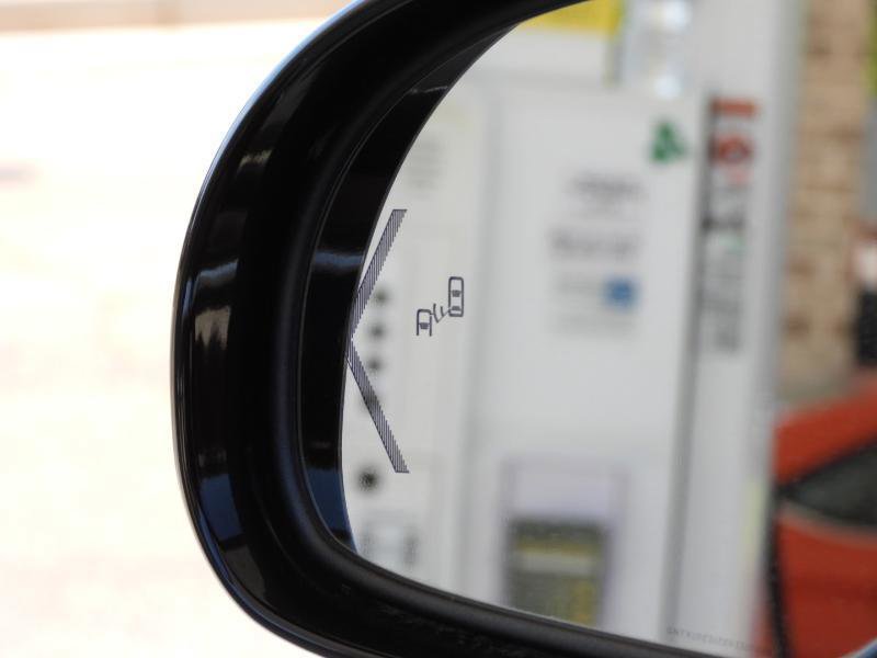 Used 2013 Cadillac Escalade Luxury image 52