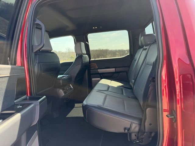 Used 2023 Ford F150 Lightning Lariat image 25